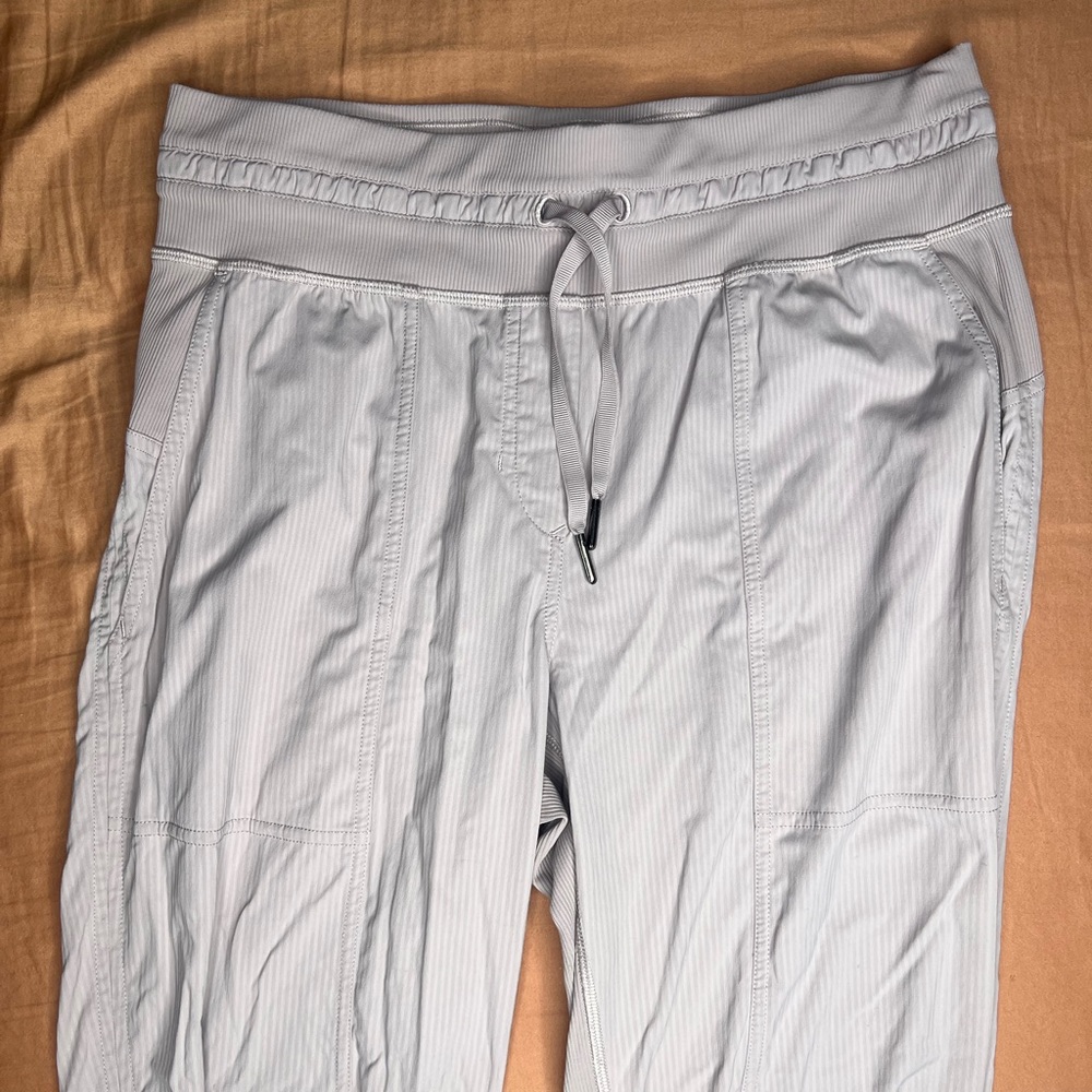 Lululemon Crop Dance Studio Pant